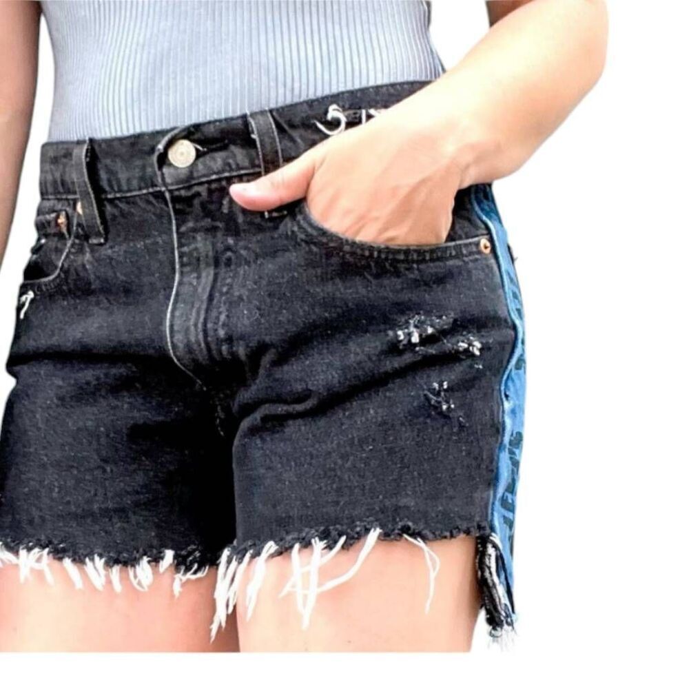 Levi's Y2K Custom Distressed Cutoff Shorts Blue Logo Side Panel Upcycled Sz W32